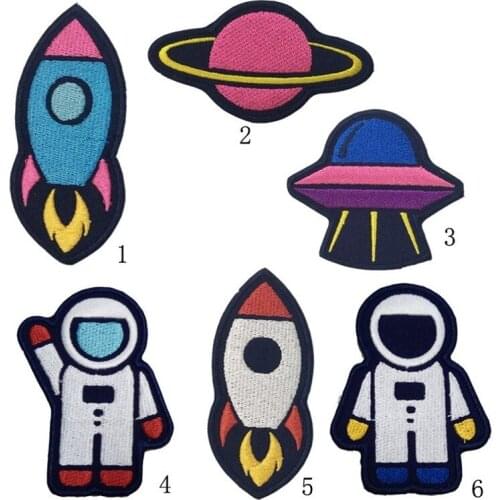 10pcs/lot Embroidery Patch Cosmic Planet Astronaut Alien Backpack Clothing Decoration Iron Heat Transfer Applique