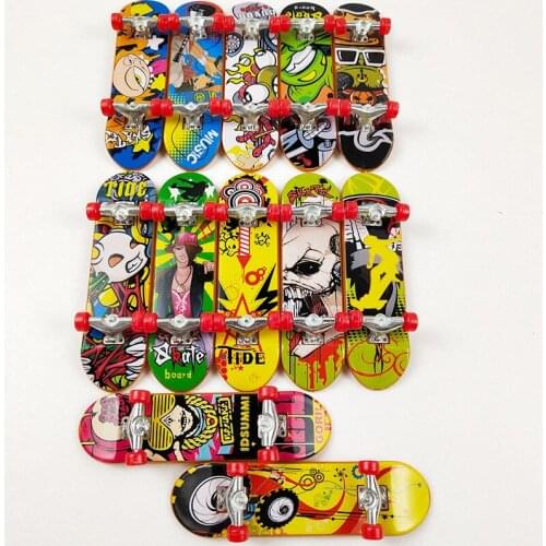 2pcs Fingerboard Alloy Skate Boarding Toys Quality Cute Party Favor Kids children Mini Finger Board Gift