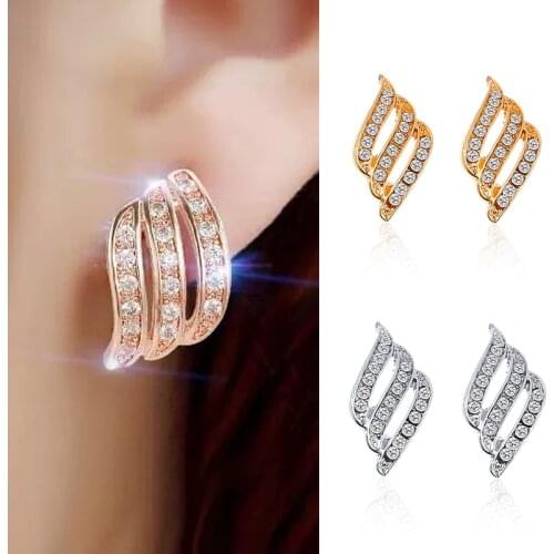 Crystal Flower Stud Earrings for Women Fashion Jewelry Gold Color Rhinestones Earrings Modern Jewelry Gift
