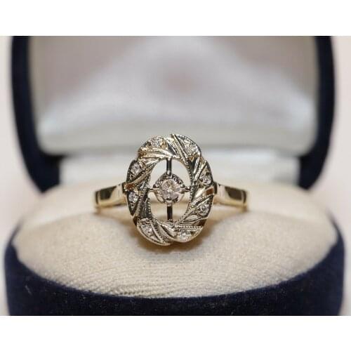 VINTAGE ORIGINAL RUSSIAN 14K GOLD NATURAL DIAMOND DECORATED PRETTY RING
