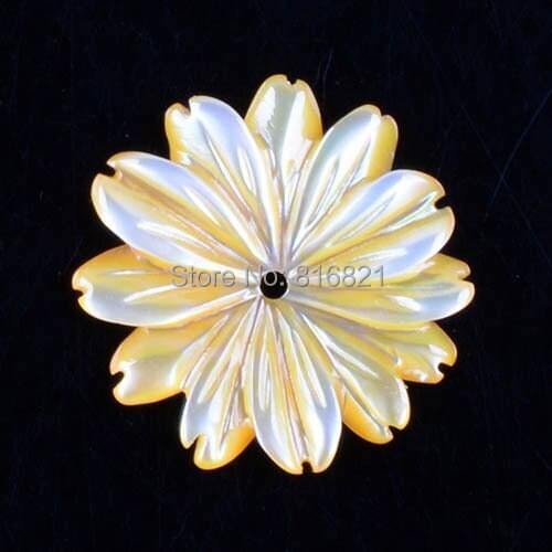 10 pieces/lot ) New 12x2mm MOP Mother of Pearl Carving Yellow Shell Beads 3D Flower Pendant focal Beads Charms