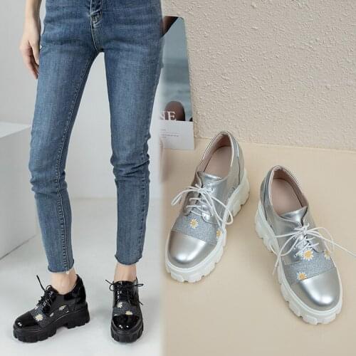 Women shoes 2021 patent leather platform Lace-Up shoes for women black white big size 33-43