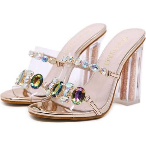 New Women Sandals Soft Ladies Sandals Comfortable Flat Sandals Open Toe Beach Shoes Woman Footwear