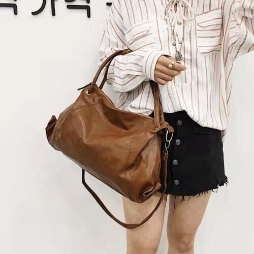 Womens bag 2021 new one-shoulder diagonal leisure dumpling big bag ladies simple soft leather diagonal bag