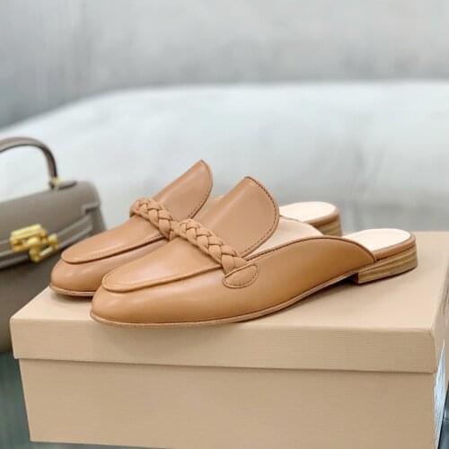Donna-in Women's Slip-ons