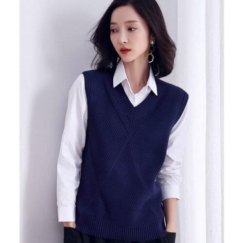 Spring And Autumn Fashion Solid Color Sweater Vest Women Wear New Casual Loose And Versatile V-neck Knitted Waistcoat