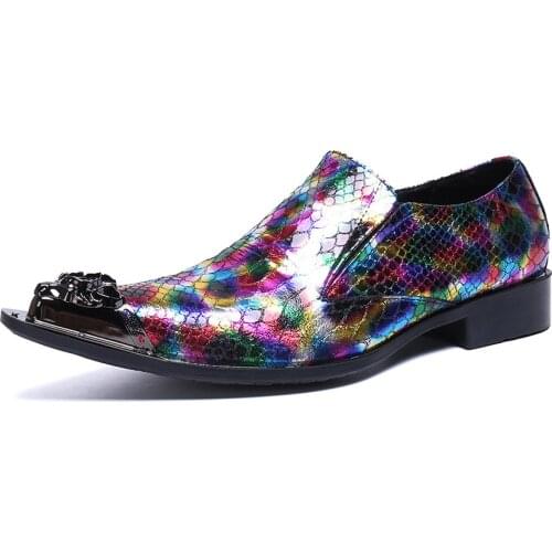 Summer Casual New Mens Classic Fashion Shoes Personality Metal Pointed Toe Cowhide Leather Color Snake Pattern Lazy Mens Shoes