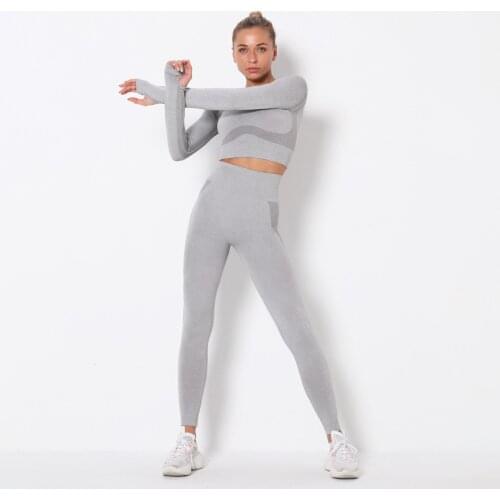 2 pcs/set Seamless Women Sport Suit Gym Workout Clothes Long Sleeve Fitness Crop Top And Scrunch Butt Leggings Yoga Set