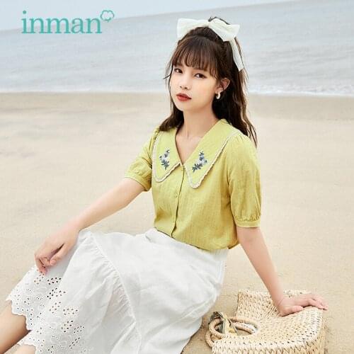 INMAN Summer Shirt Women Elegant Lady Retro Style Blouse Flower Embroidered Hollow Lace Lapel Cardigan Button Cuffs Female Top