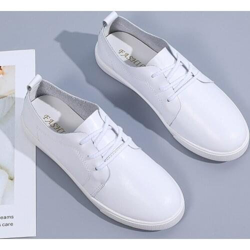 Autumn PU Leather Woman Shoes New Fashion Solid Color Women Casual Shoes Flats Soft Simple White Shoes Women Low Cut Sneakers
