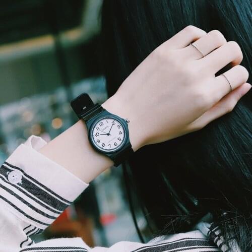 Fashion Silicone Women Watches Ultra-Thin Black White Simple Female Quartz Watch Ulzzang Popular Brand Ladies Wristwatches