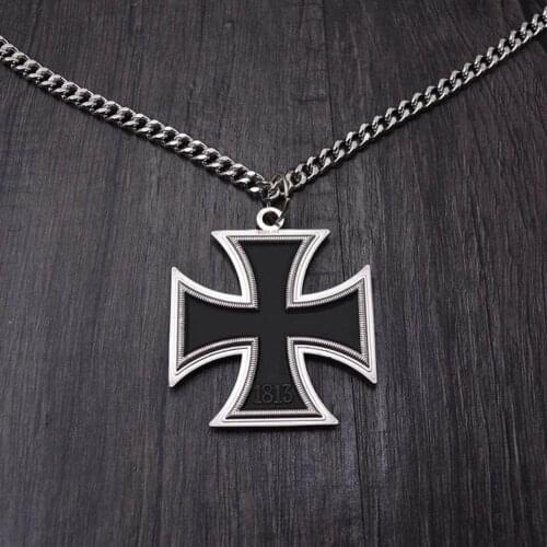 1939 iron cross Medal 1813 knight Cross Badge with iron chain