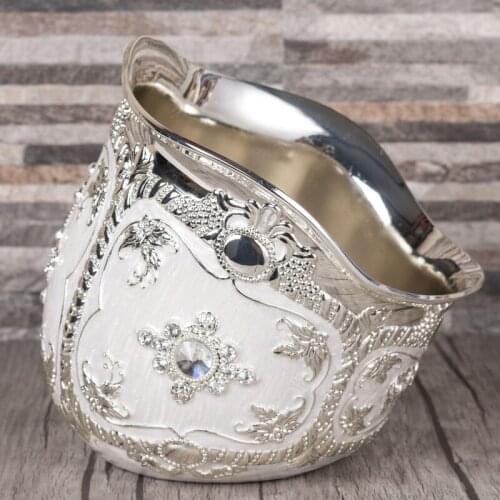 Metal Creative European retro stiletto bowl bar home tabletop multi-functional peel garbage can gold plate