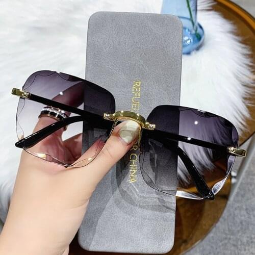 New Rimless Square Sunglasses Women Brand Designer Fashion Big Frame Gradient Sun Glasses Female Outdoor Mirror Oculos De Sol