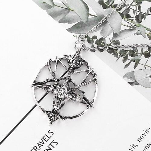 Fashion Jewelry Necklace Retro Art Skull Head Necklace Pendant Jewelry Necklace For Women Charm Chokers Necklaces For Women 2021