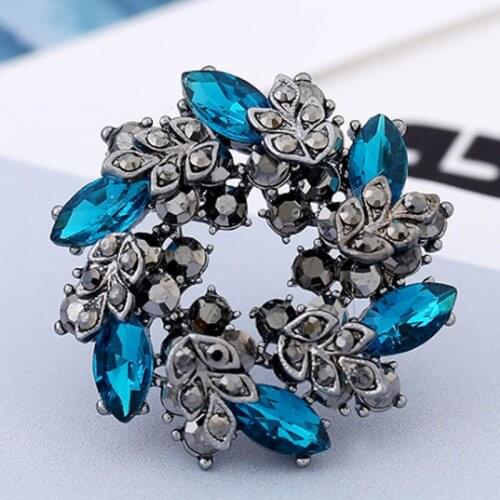 Collares Blue Rhinestone Brooches For Women Party Gifts Antique Vintage Flower Brooch Pin Bags Accessories