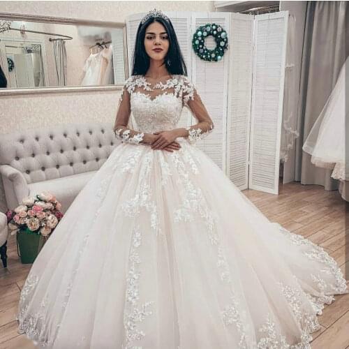 Aristocratic African Ivory Wedding Dress Long Sleeves Appliqued Lace Women White Bridal Dresses Custom Made Arabic Wedding Gowns