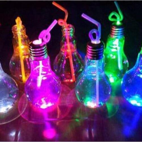 10PCS Luminous Bulb Cup Water Bottle 400ml Bulb Tea Creative Cup Bottles Drink Plastic Juice Bottle Cute Water Bottle Wholesale