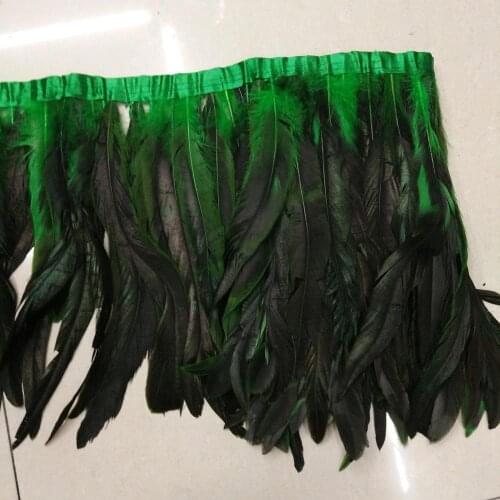 Wholesale 1 meter long 25-30 cm wide Grass green rooster feathers DIY jewelry plume feather cloth belt dance decoration