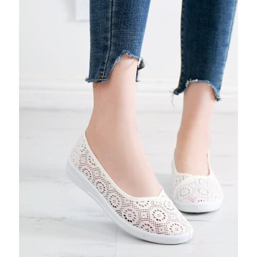 Summer Casual Flats Shoes Woman Hollow Outs Breathable White Lace Work Shoes Fishermans Shoes Flat Bottom Cloth Shoe Loafers