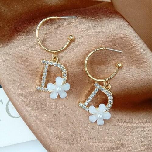 Light Luxury Pretty Letter D Pendant Earrings Noble Exquisite Crystal Flower Dangle Earring Lady Fashion Jewelry