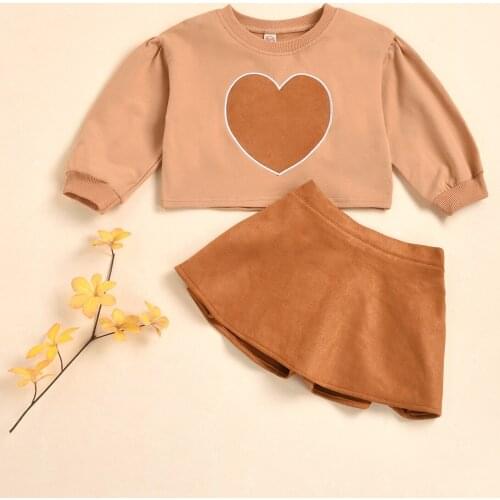Girls Two Piece Set Childrens Love Heart Pattern Pullover Suede Elastic Force Short Skirt Brown