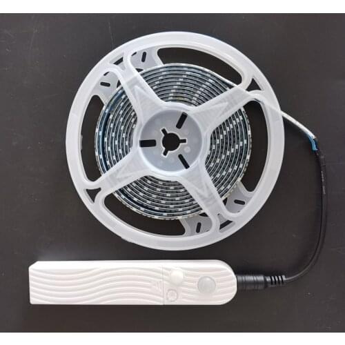 Smart Turn ON OFF PIR Motion Sensor & USB Port LED Strip Light Flexiable adhesive lamp tape For Closet Stairs Kitchen Cabinet