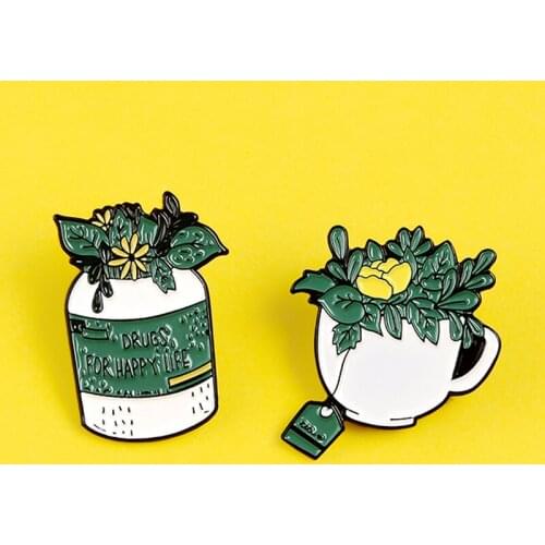 Fashion Daisy Chrysanthemum Cup Teacup Brooches Teapot Cup Jar Plants Flower Enamel Pins Badges Lapel Jewelry For Friends Pins