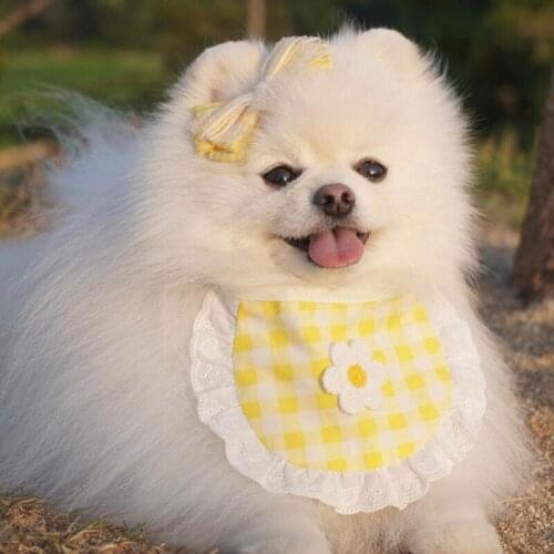 Cute Embroidered Flower Classic Plaid Pet Puppy Saliva Towel Dog Neckerchief Scarf Pets Dog Accessories