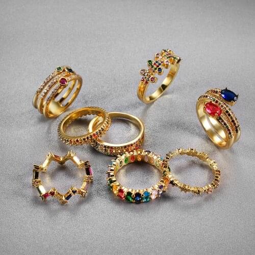 Womens Ring Crown Rainbow Wedding Engagement Ring Inlay Colored Rhinestone Party Gifts Charming Couple Jewelry Accessories