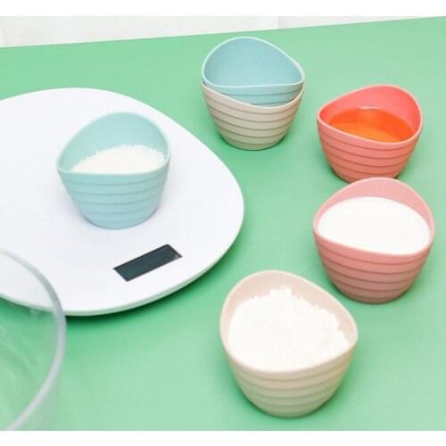 100ML Kitchen Measuring Cup Silicone Flexible Mixing Cup Baking Measuring Tool Chocolate Butter Pour Spout Cup Cooking Tool