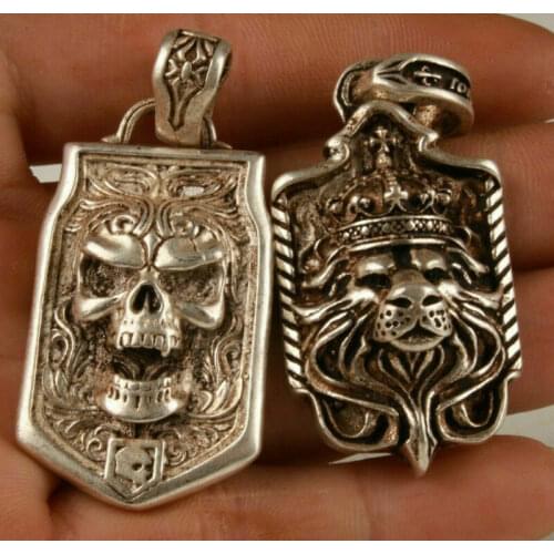 2PC CHINESE TIBETAN SILVER HAND CARVING SKULL LION KING PENDANT COOL COLLEC OLD