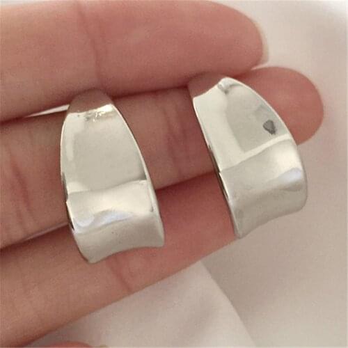 ZIHHO Stud Earrings