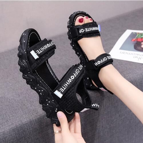 New Summer Childrens Sports Sandals Fashion Soft Bottom Girls Middle School Children Students