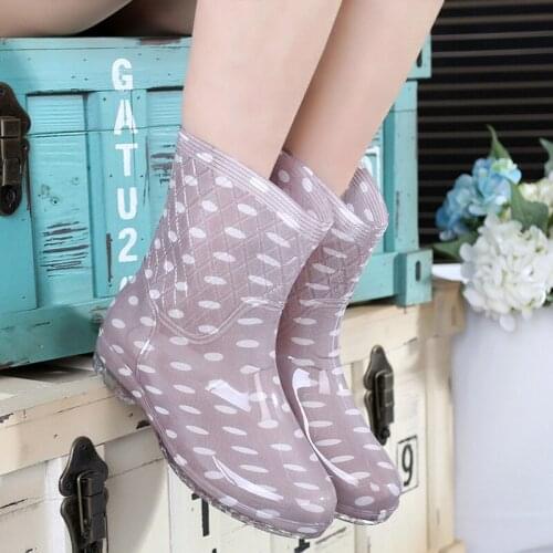 Womens Rainboots Ladies All Season Non-slip Rain Boots Mid-calf Waterproof Shoes for Ladies Polka Dot Lightweight Shoes