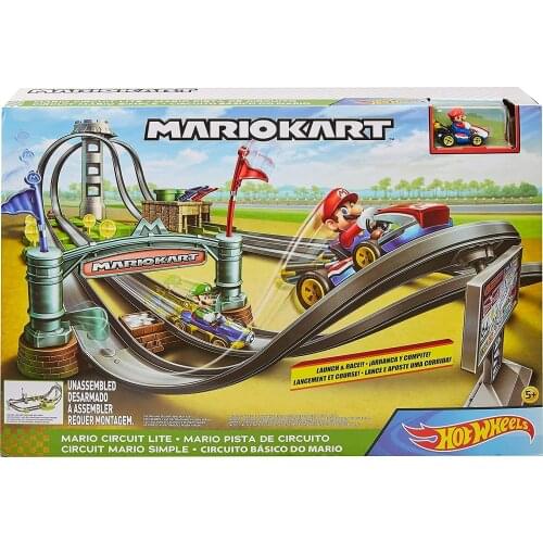 Hot Wheels® Mario Kart™ Circuit Lite Track Set