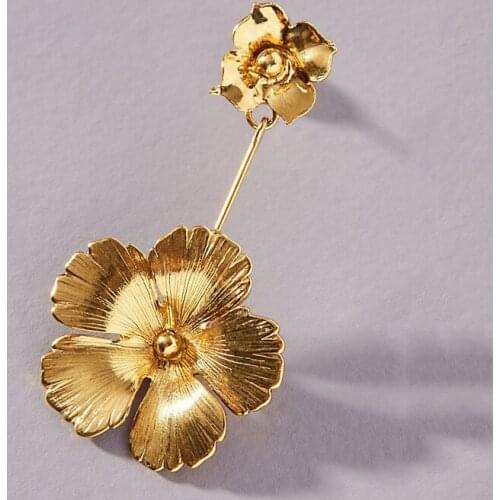 Fairy Grunge Modern Womens Earrings 2021 Golden Vintage Flower Petal Butterfly Electroplate Temperament Women Jewelry Earrings