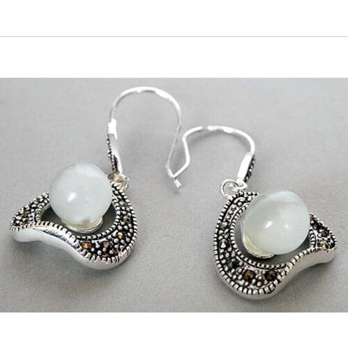 Hot Sell VINTAGE 925 STERLING SILVER 10MM WHITE Natural jade ROUND BEADS EARRINGS 1.5"