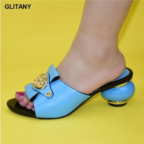 New Arrival Elegant Women Wedding Shoes Decorated with Metal Wedding Shoes for Women Bride Party Pumps