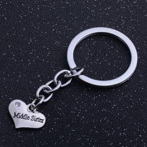 Bespmosp Fashion Hand Stamped "Middle Sister"Key Chain Rings Charm Keychain Gift For Family Women Jewelry Friend BFF Heart Xmas