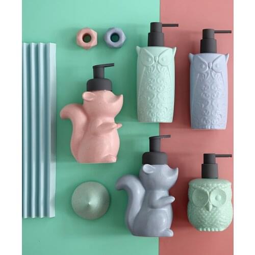 Nordic Bathroom Accessories Creative Animal Shaped Ceramic Foam Pump Bottles Foam Soap Dispenser Shampoo Shower Gel Bottle