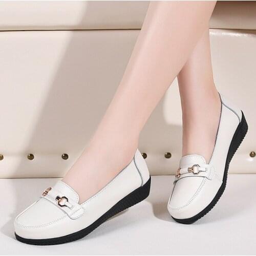 Women Flats Ballet Shoes Cut Out Leather Breathable Moccasins Women Boat Shoes Ballerina Ladies Casual Shoes