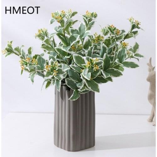 Artificial plants Leaf Silver Edge Leaves Fake Flower Wedding Bouquet Flower Arrangement Christmas Home Decoration Photo Props