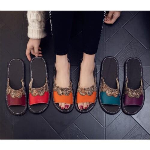 2021 women Slippers Simple Black White Lovers Shoes Non-slip Bathroom Slides Flip Flops