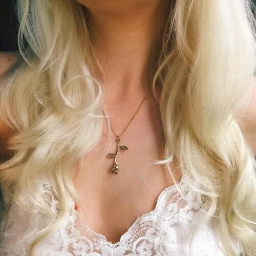 Rose Flower Pendant Necklace For Women 2 Color Boho Plant Vintage Necklaces Charm Statement Jewelry Fashion Party Gifts