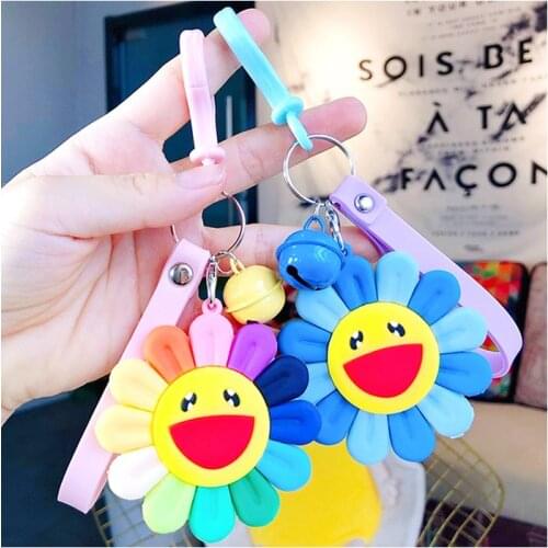 12pcs/lot Smiley Sunflower PVC Key Chain Ring Bag Ornament Hanging Kids Birthday Party Favors Gift souvenir Goodie