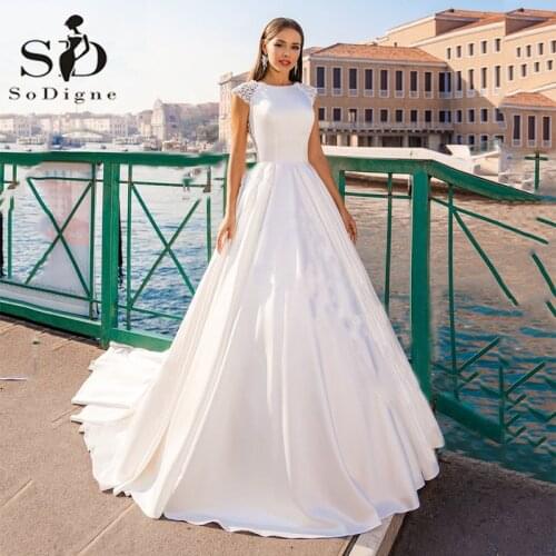 SoDigne Lace Wedding Dresses White Aline Short Sleeves Boho Bridal Dress Plus Size Princess Satin Wedding Gowns vestido de novia