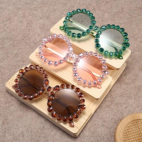 Trendy Round Sunglasses for Women Decoration Vintage Ladies Sun Glasses for Travelling Gafas De Sol Shades for Beach 5735DF