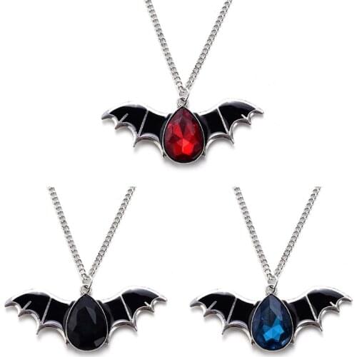 Bat Pendant Necklace Woman Gothic Jewelry Vintage Crystal Necklace Fashion Jewelry Halloween Gifts For Girls hip hop Necklace