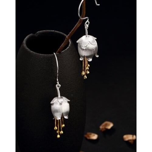 2018 New Brinco Sterling Antique Wired Double Colored Wind Bell Lan Lady High-grade Hover Personalized Ear Earrings Wholesale